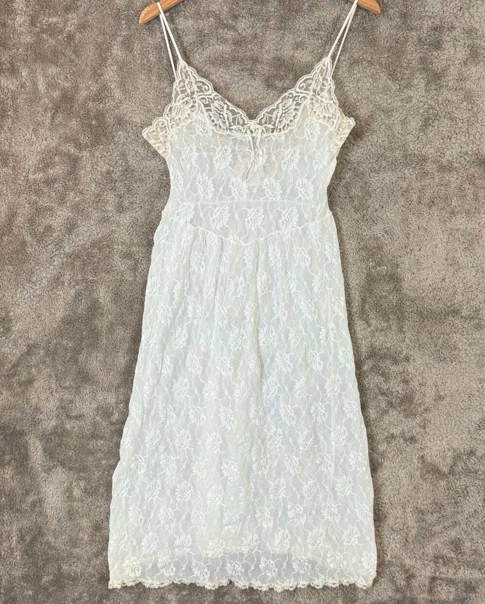 Victoria Secret VTG Gold Union Label Stretch Lace Slip Nightgown Gown Dress M